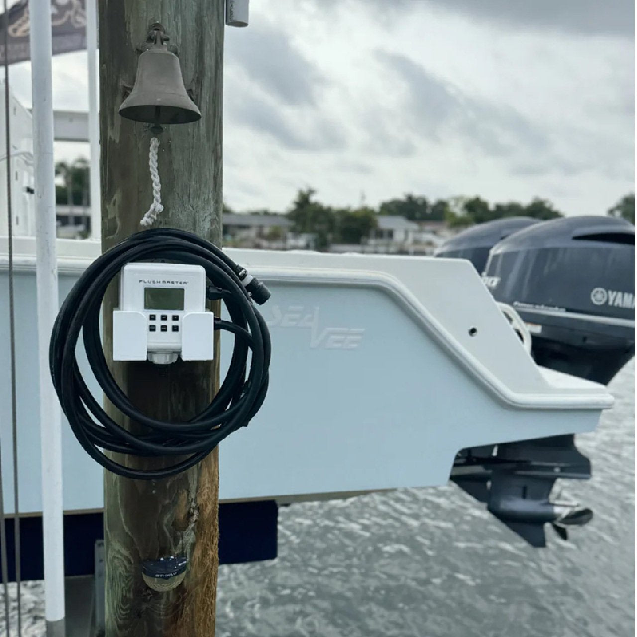 Flushmaster Outboard Flushing System - 4 Outlet w/Four 7' Hose Kits