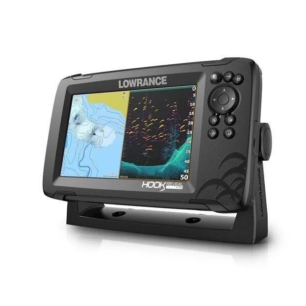Lowrance Hook Reveal 7 TripleShot - 7-inch Fish Finder with TripleShot...