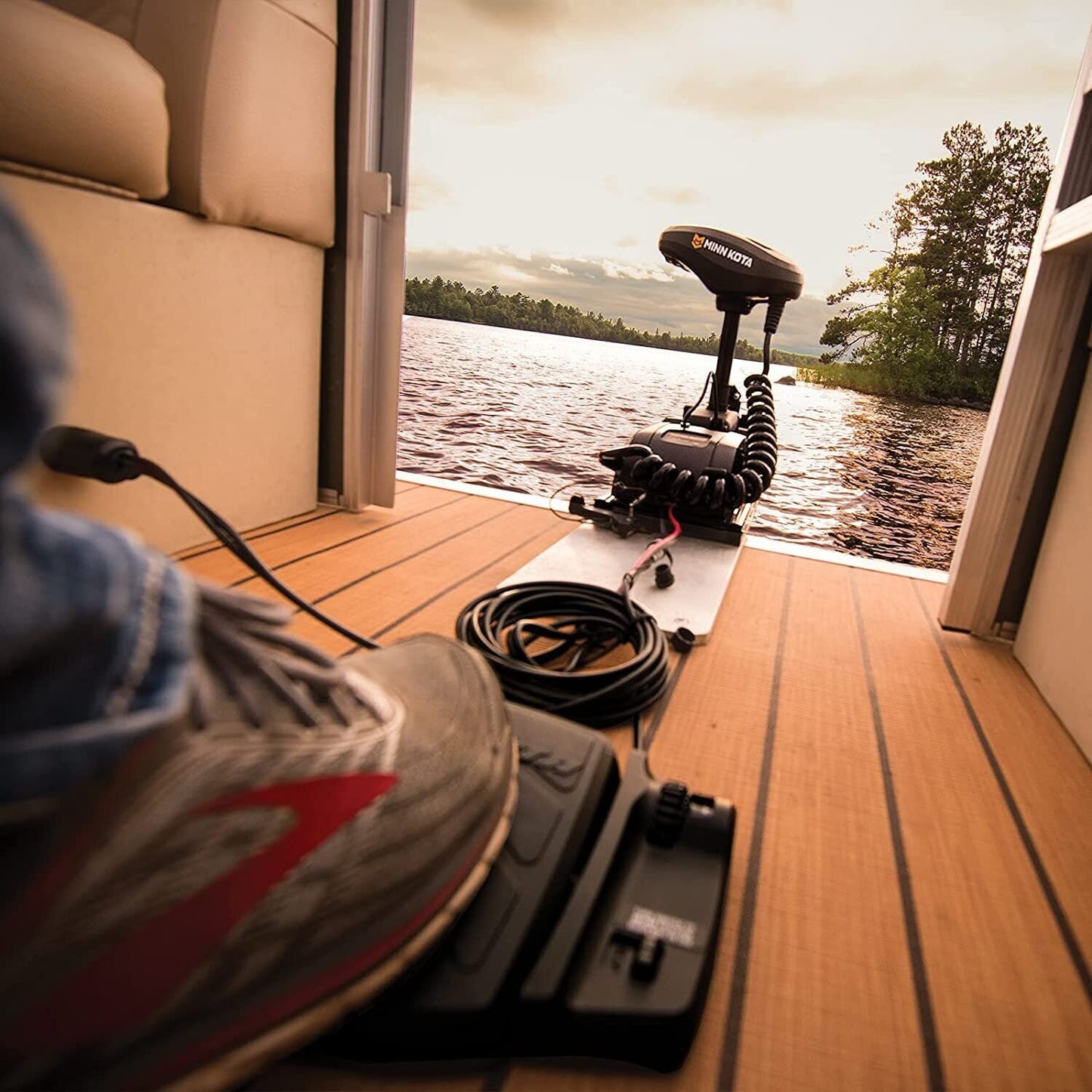 Pontoon Trolling Motor Minn Kota 70 lbs Thrust, 48" Shaft Freshwater...