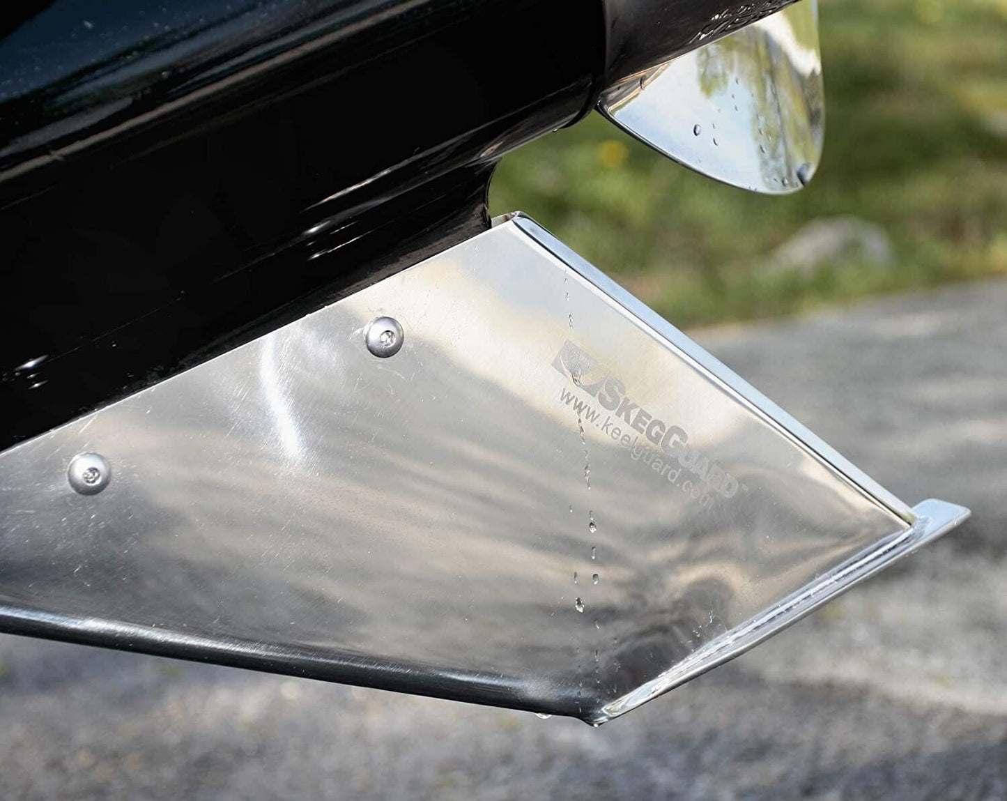 MEGAWARE SkegGuard 27021 Mercury Mercruiser Alpha 1 1985-1990