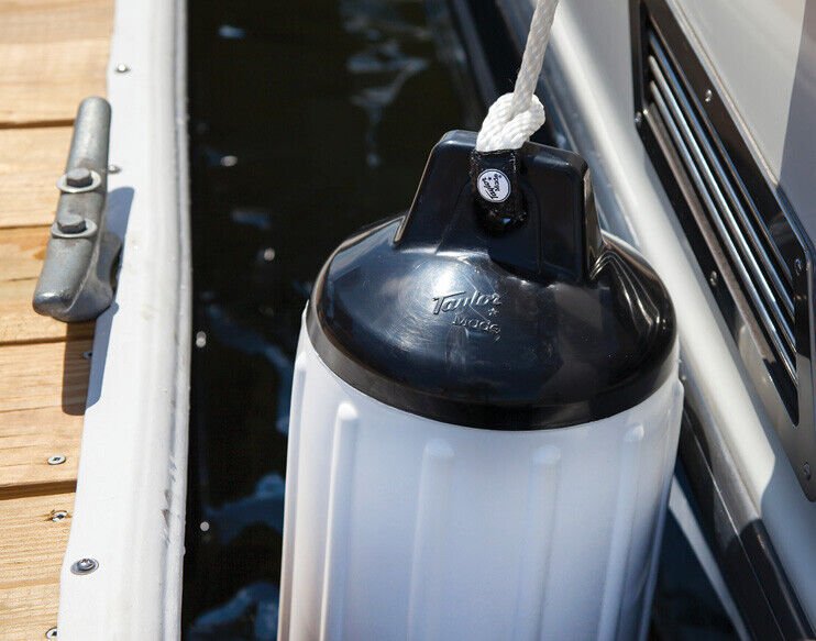 Taylor Made Super Gard™ 5.5" x 20" Inflatable Vinyl Fender - Blue