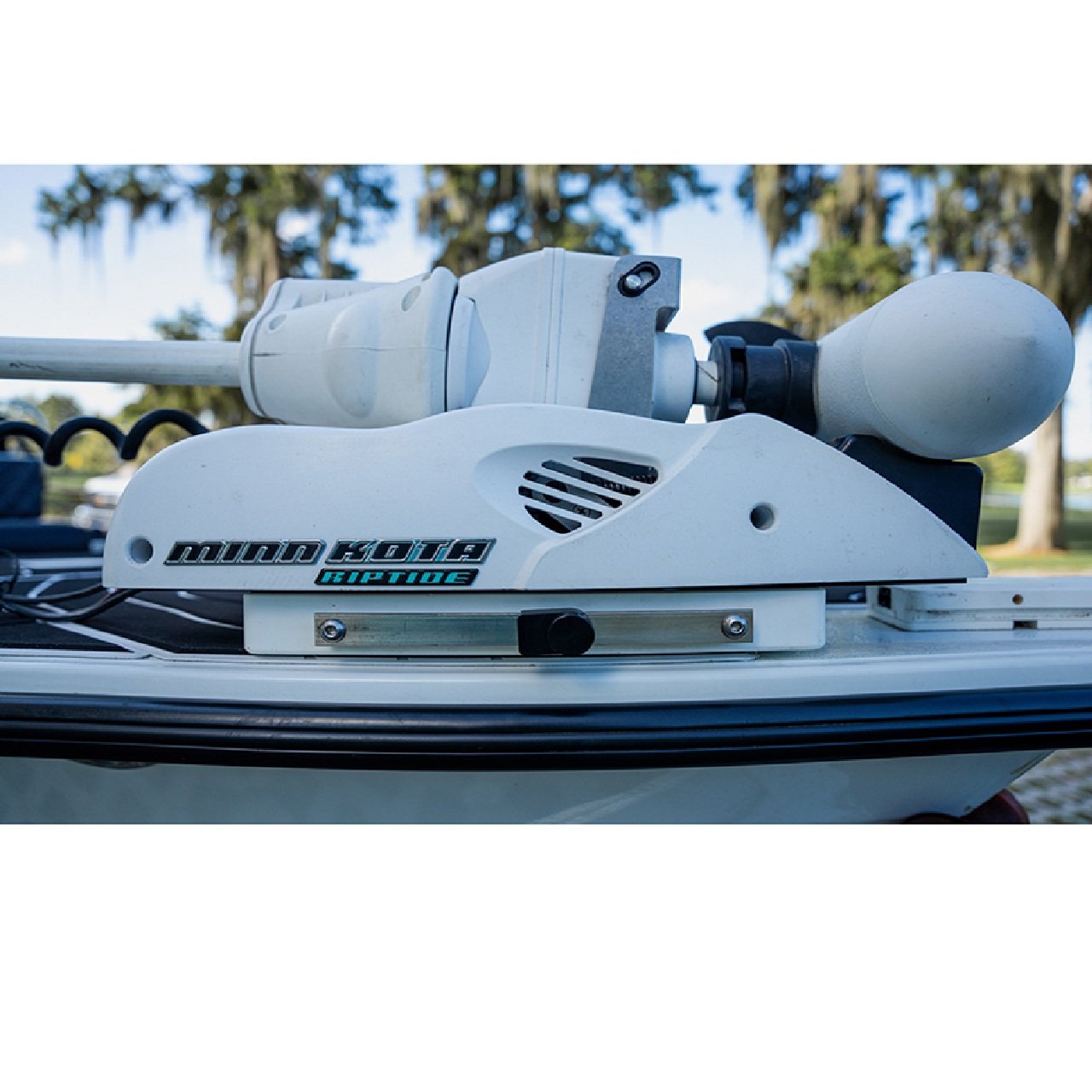 Secure Outdoors Elite Trolling Motor Lock - Single Fits Minn Kota QRB - Silver