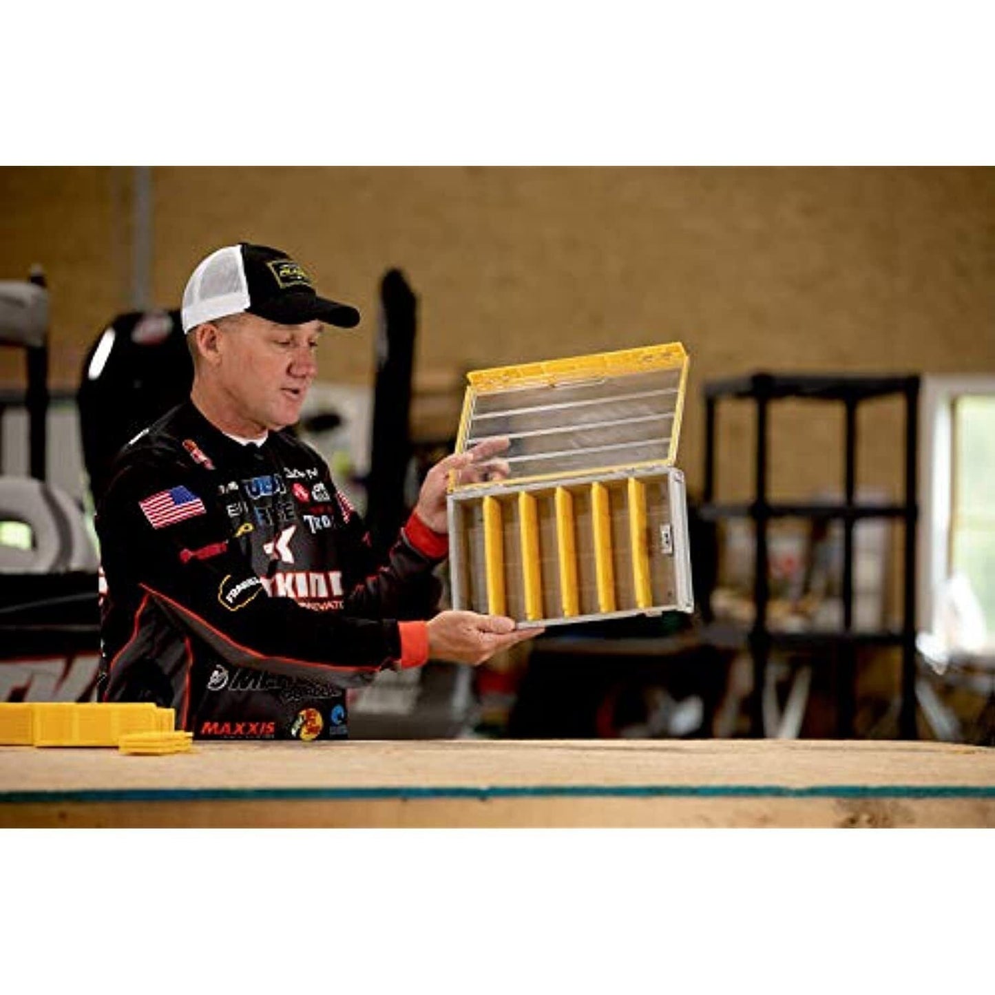 Plano EDGE™ 3700 Flex Stowaway Box