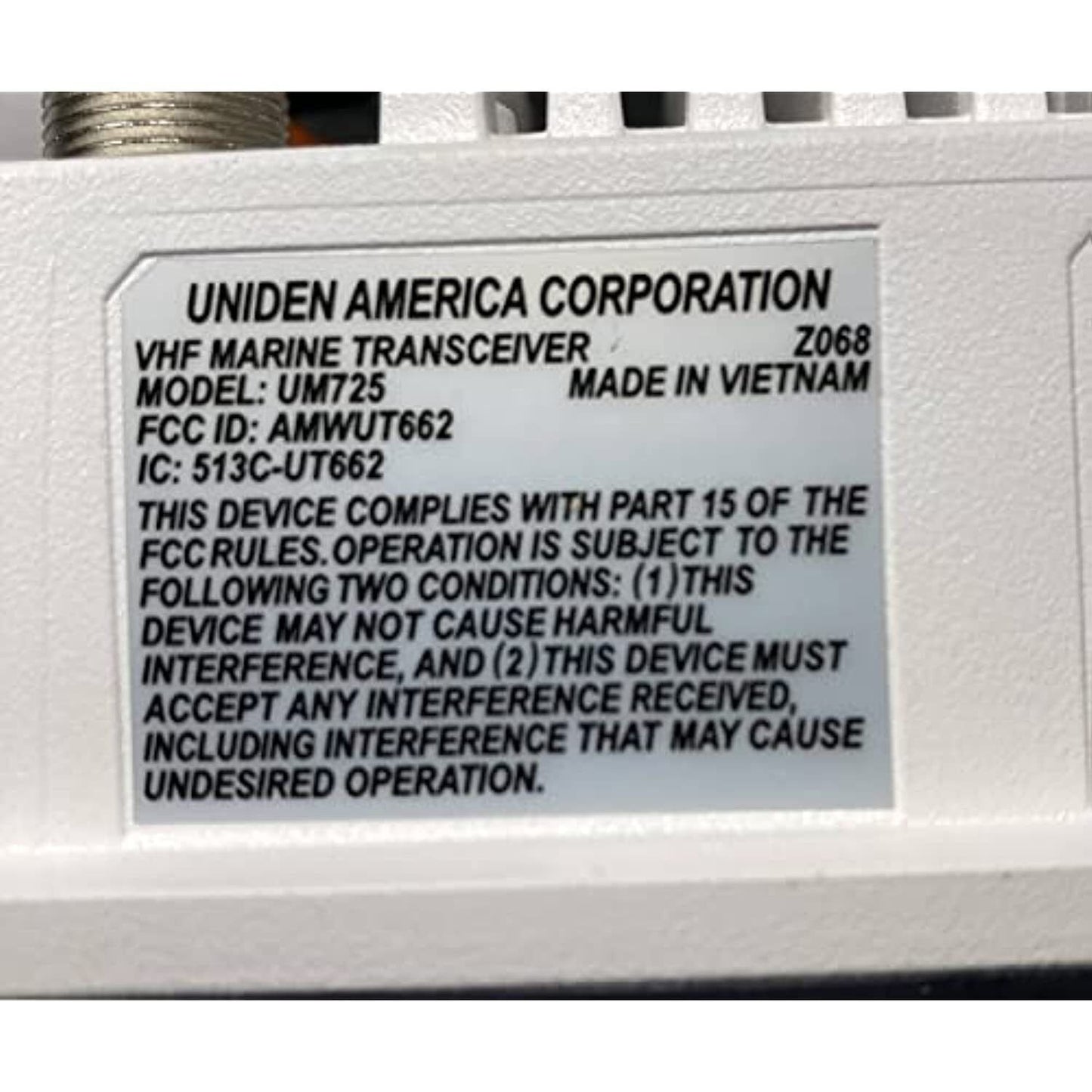 Uniden UM725 Marine VHF Radio, All USA, Canada, and Int'l. Marine Channels,